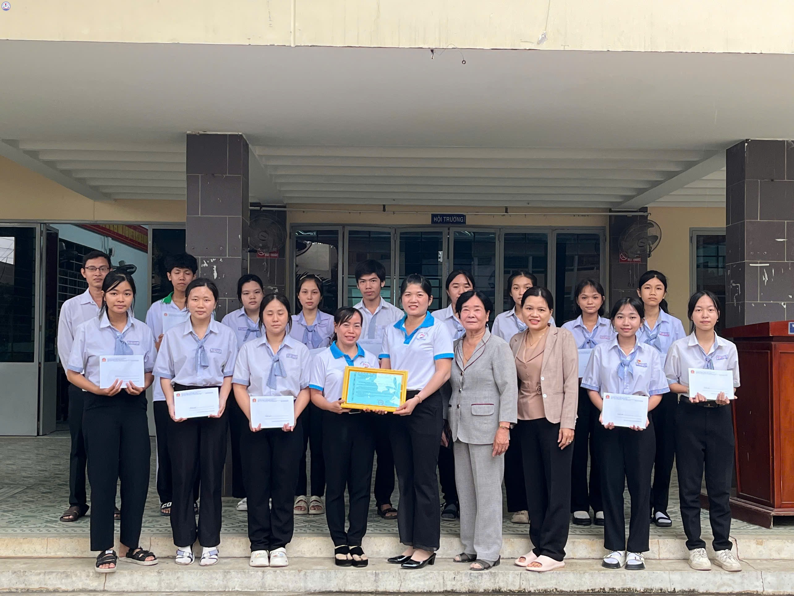 TRAO HỌC BỔNG THẮP SÁNG ƯỚC MƠ LẦN 1 NĂM 2026